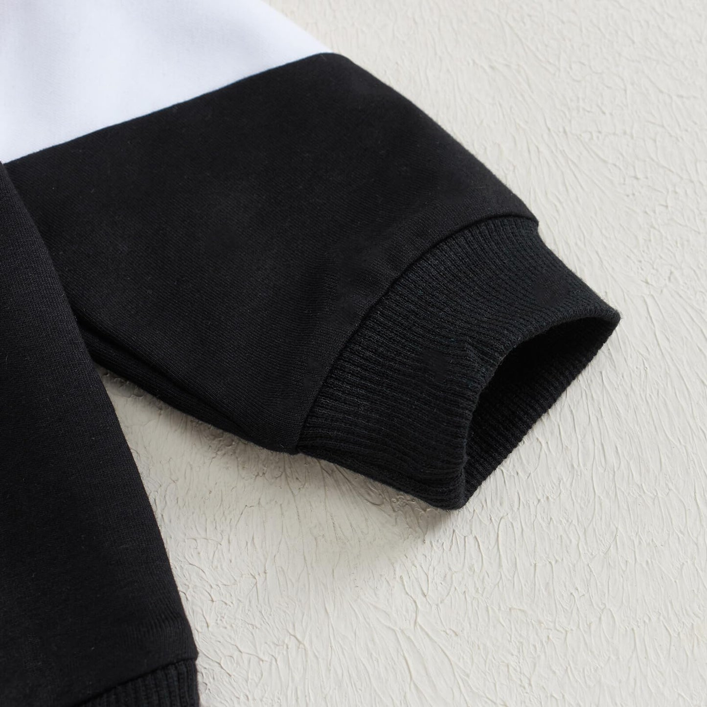 Kupretty Conjunto de sudadera de manga larga con bloques de color y pantalones deportivos para bebé niño