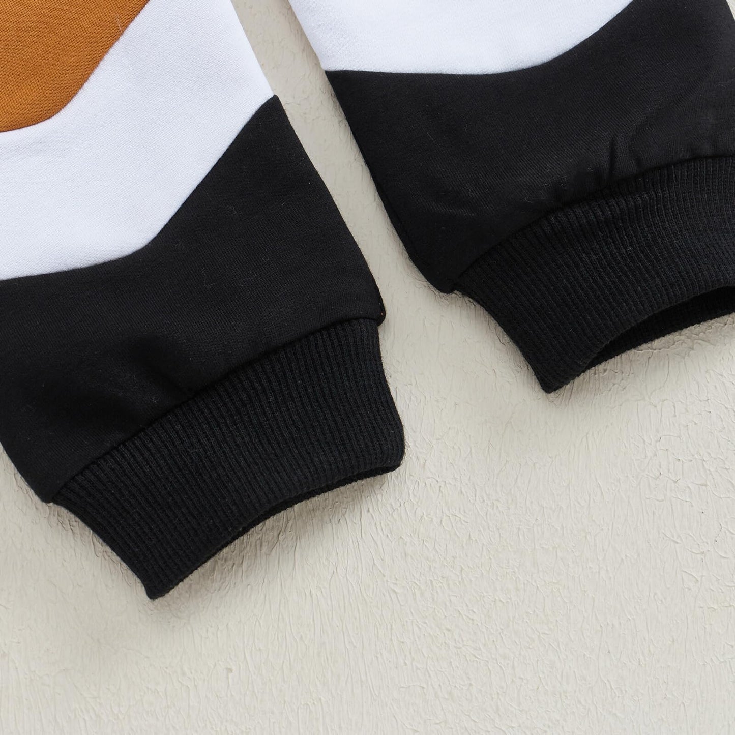 Kupretty Conjunto de sudadera de manga larga con bloques de color y pantalones deportivos para bebé niño