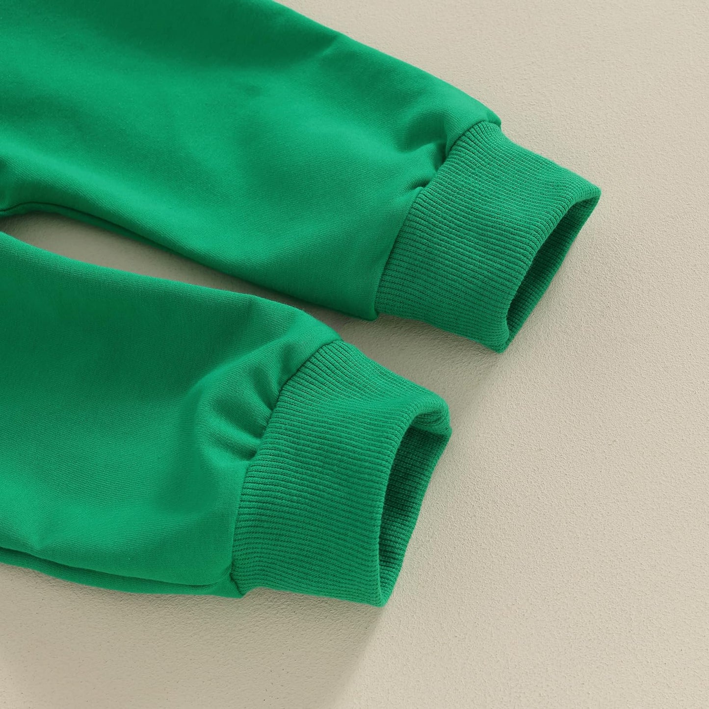 Kupretty Conjunto de sudadera de manga larga con bloques de color y pantalones deportivos para bebé niño