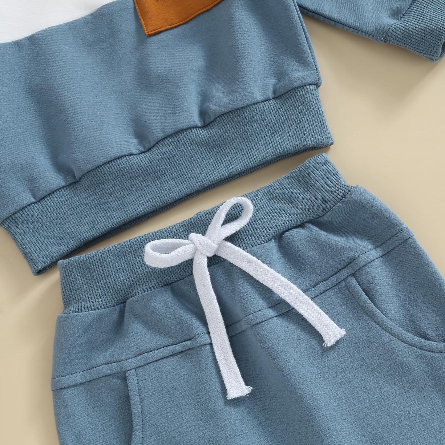 Kupretty Conjunto de sudadera de manga larga con bloques de color y pantalones deportivos para bebé niño