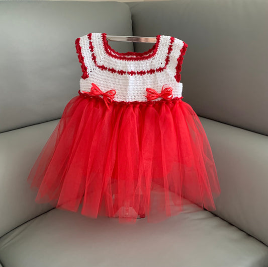 traje de bebe rojo